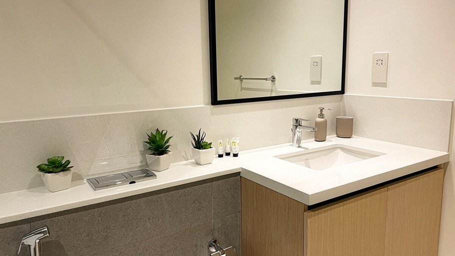 Bathroom 4, Elegant 1-Bedroom , Burj Khalifa View , Burj Crown, Dubai