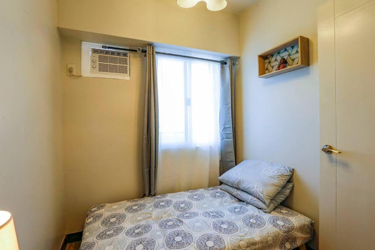 Bedroom 3, Verdon Parc 2 bedroom apartment Ocean view, Davao City