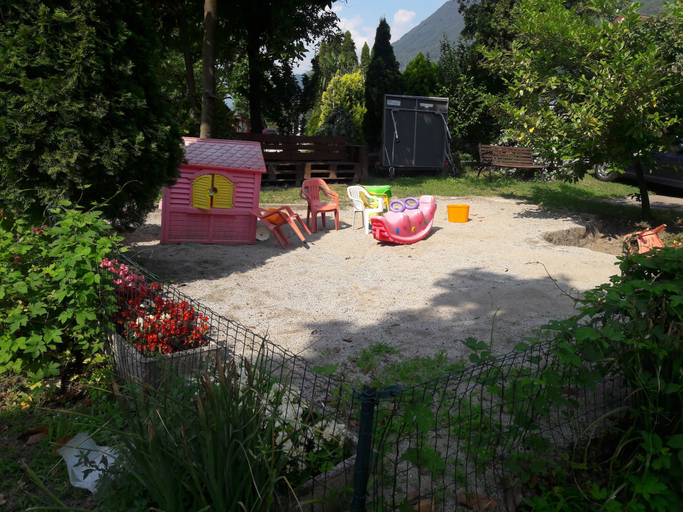 Children's play area - outdoor, Au Lac de Como Campground, Como