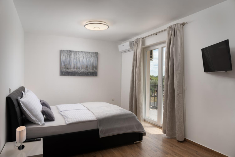 Bedroom, Villa Oliva by AdriaticLuxuryVillas, Poličnik