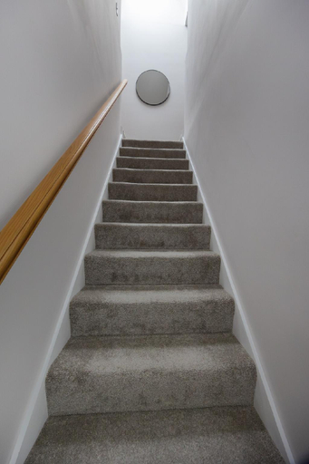 Others 4, Deluxe 3BD w/Parking, 5 mins to Oracle, Reading