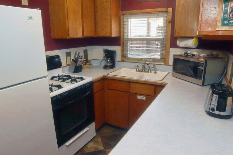 Others 4, Lazy R Cottages: 9 2 Bedroom Cabin, Larimer