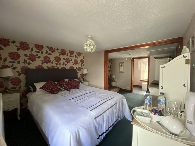 Bedroom 2, Flambards Hotel, Ceredigion