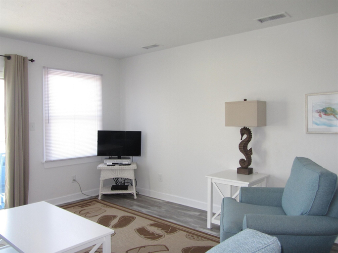 Living area 3, Two By The Sea-a 2 Bedroom Cottage by RedAwning, Dare