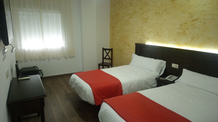 Bedroom 4, Hotel Sostenible La Laguna, Cáceres