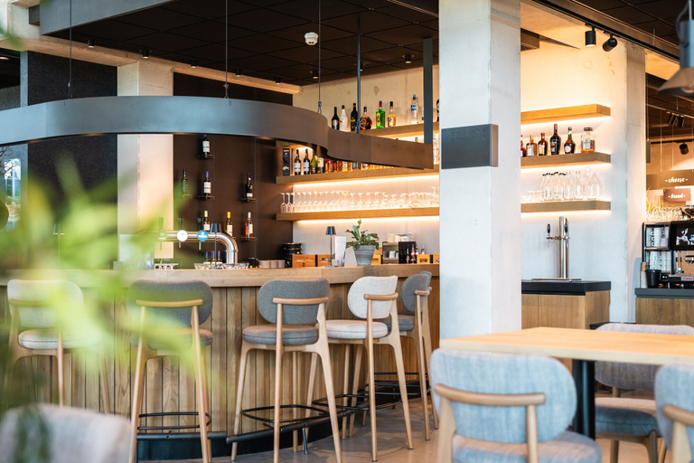 Bar (on property), Hotel Rosveld, Weert