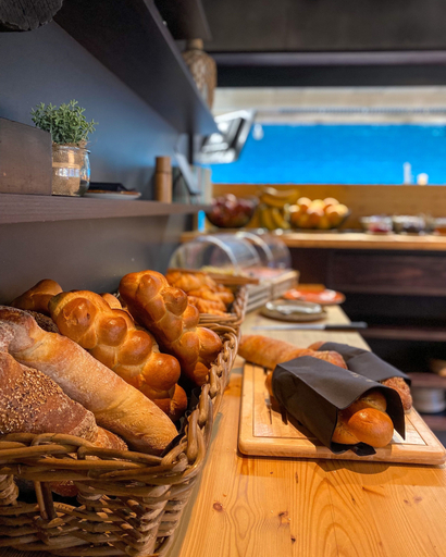 Breakfast buffet, Revier Mountain Lodge Adelboden, Frutigen