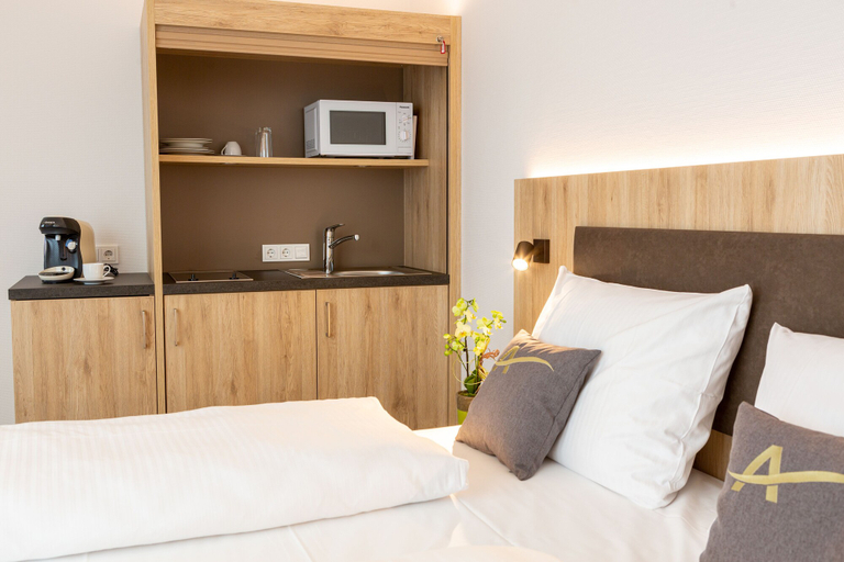 Bedroom 4, Aparthotel Am Pfaffenstein, Mainz-Bingen