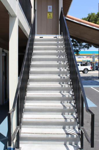 Staircase, BeachWay Inn, San Luis Obispo