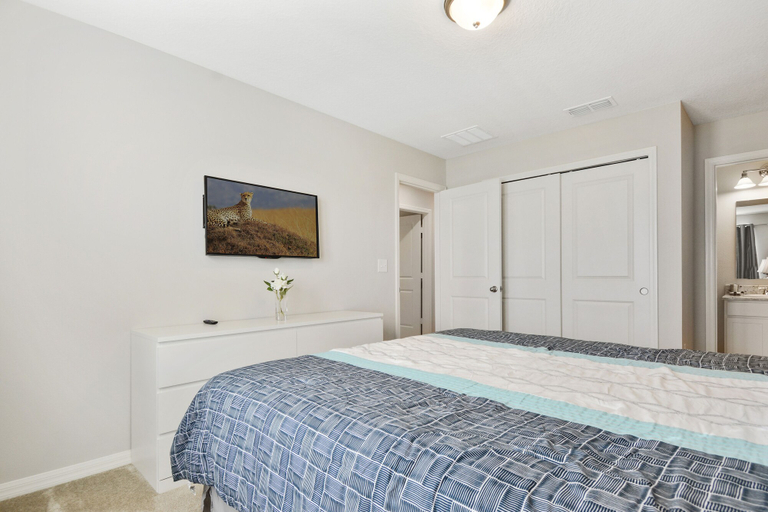 Room 3, Four Bedrooms TownHome Close to Disney 5162A, Osceola