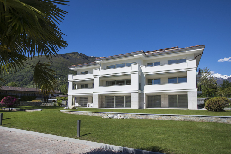 Front of property 4, Delta Resort Apartments, Locarno