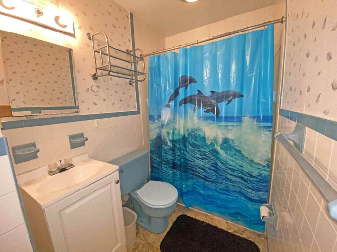 Bathroom, Dune Mist I 102 3 Bedroom Condo by RedAwning, Worcester