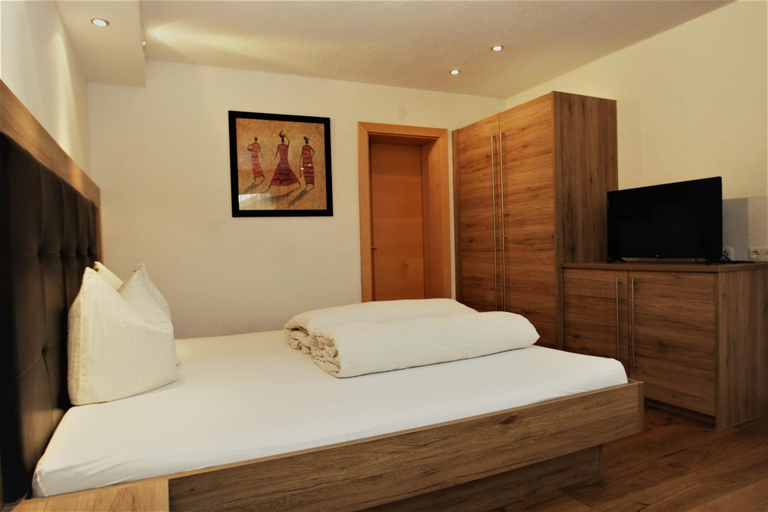 5, Berghof Apartments, Landeck