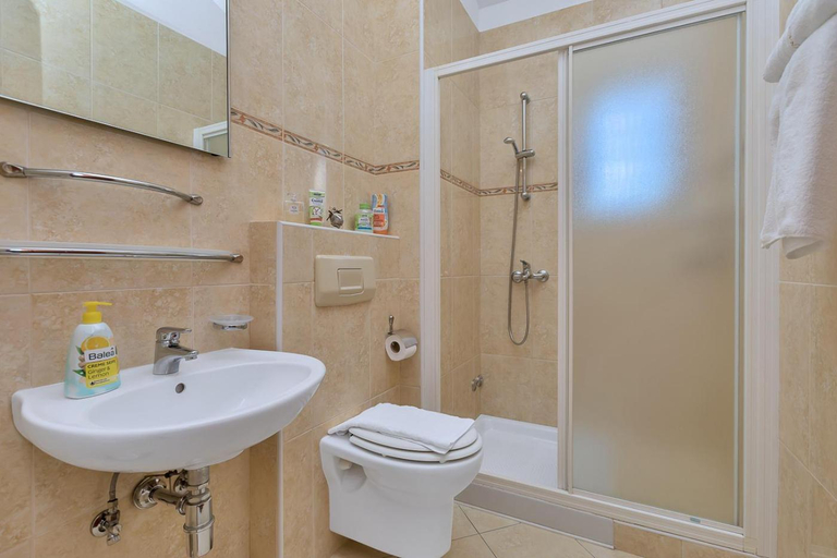 Bathroom 3, Guest house Villa Ana, Baška Voda