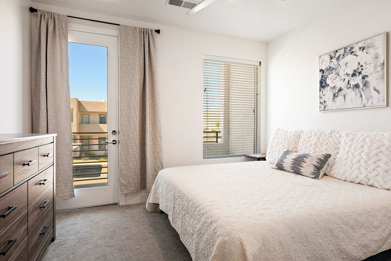 Bedroom 3, Sunrise Corner by RedAwning, Washington
