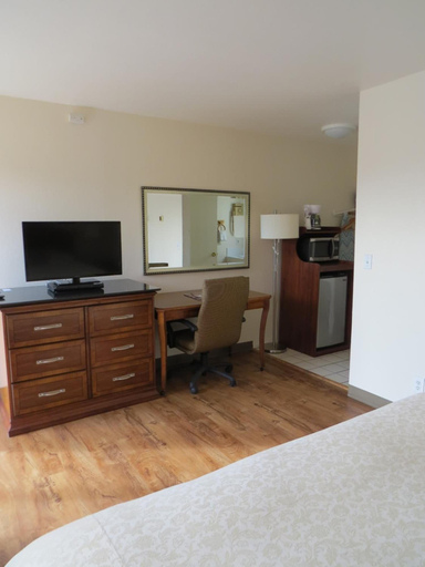 Room 3, Laguna Lodge, Monterey