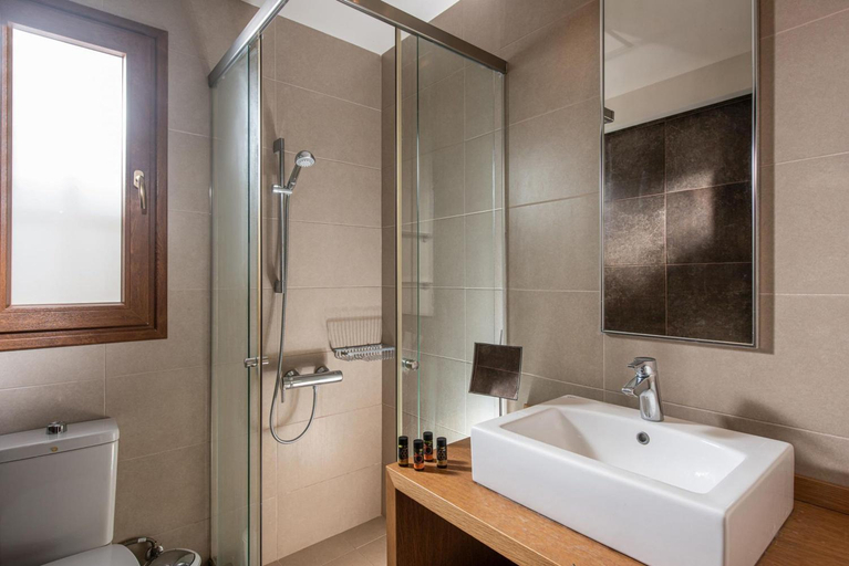 Bathroom 4, Omega House in Crete, Crete