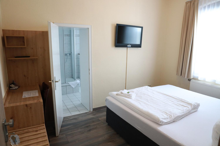 Bedroom 4, Beim Heines, Vulkaneifel