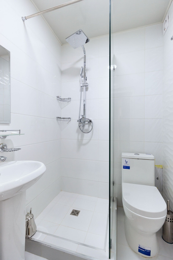 Bathroom 3, Musafir Hotel, Tashkent City