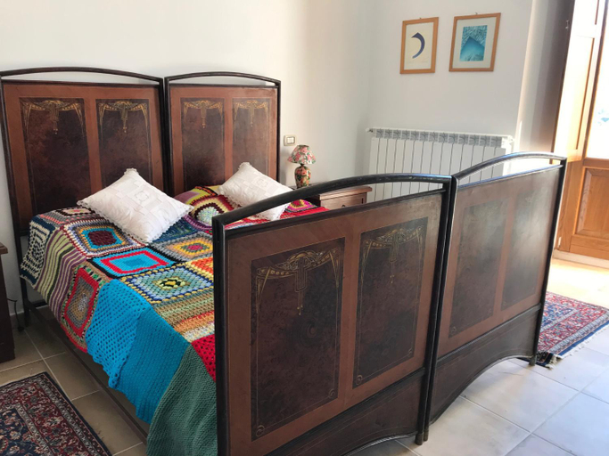 Bedroom 2, Abruzzo Forte e Gentile, L'Aquila