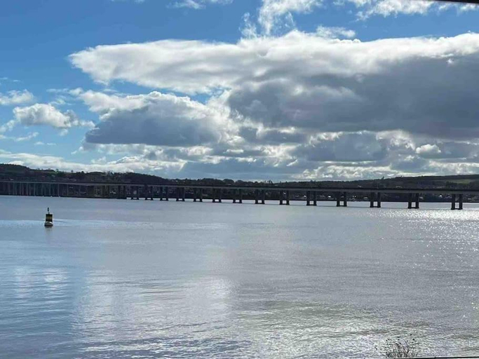 Others 5, Marine parade apartment with river view, Dundee