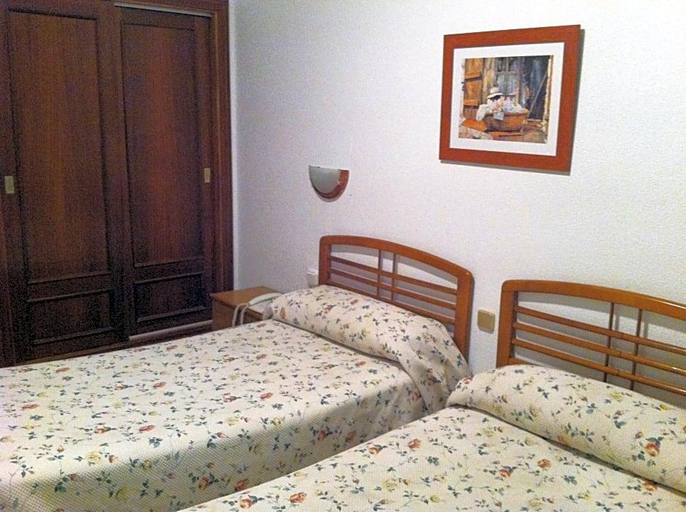 Bedroom 2, Hotel Praderon, Madrid