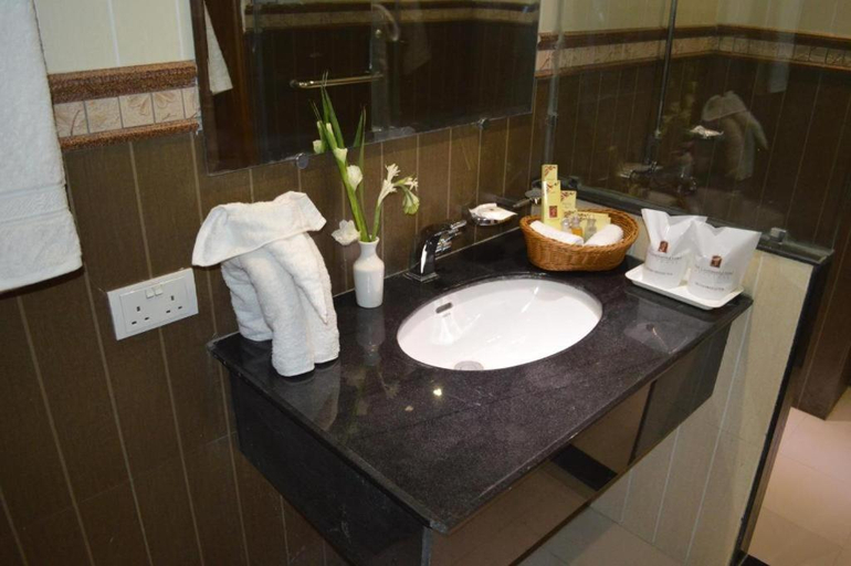 Bathroom 3, Fort Continental Hotel Peshawar, Peshawar