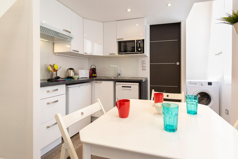 Kitchen 3, Chez Thibault - Studio renove 2-4pers Centre Antibes Fersen, Alpes-Maritimes