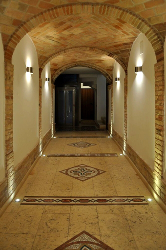 Hallway, B&B Antica Interamnia, Teramo