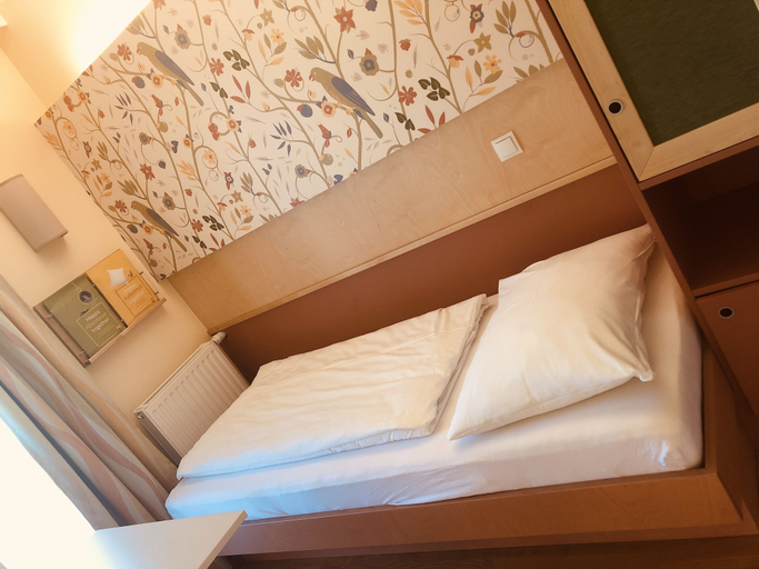Bedroom 2, JUFA Hotel Stubenbergsee, Hartberg-Fürstenfeld