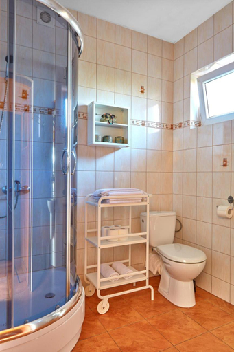 Others 5, Osrodek Wypoczynkowy Nad Jeziorem, Żywiec