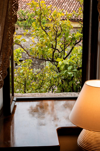 View 3, Historic Seafront Family Villa