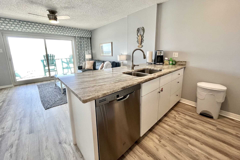 Private kitchen 2, Royal Palms 402 1 Bedroom Condo by RedAwning, Baldwin