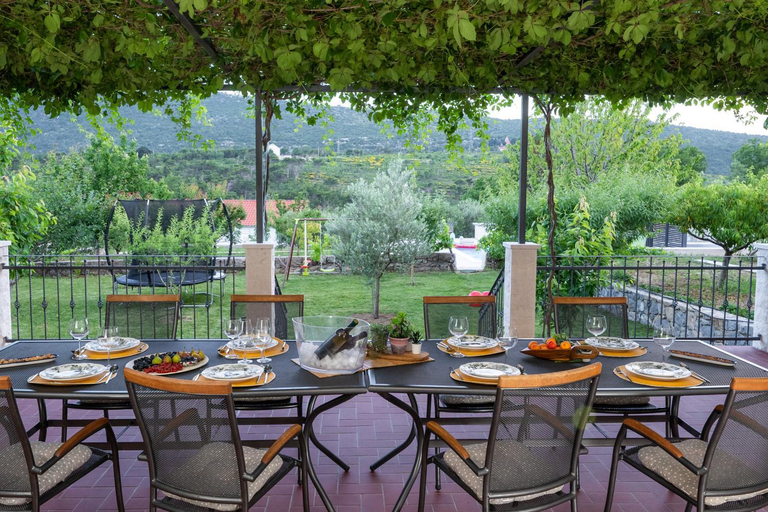 Food & Drinks, Villa Eleona with private pool and garden, Omiš