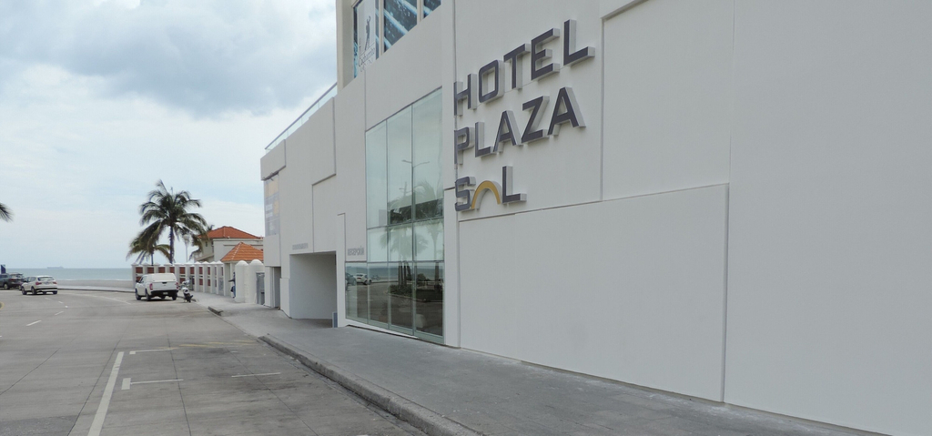Front of property 5, Hotel Plaza Sol, Boca del Río