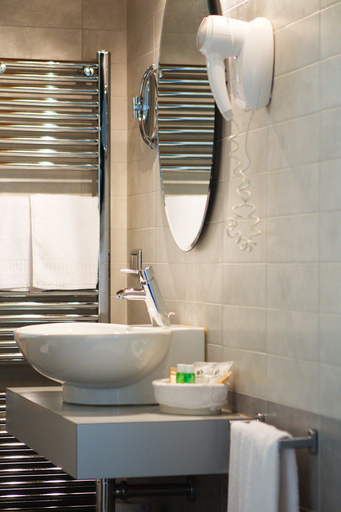 Bathroom 4, Hotel Asolo, Treviso