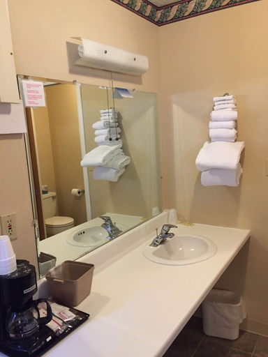Bathroom 5, A Western Rose, Park