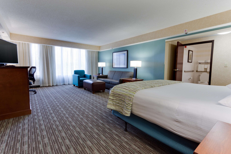 Bedroom 3, Drury Inn & Suites Birmingham Grandview, Jefferson