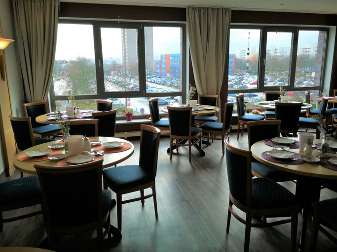 Food & Drinks 4, Hotel NearBy, Region Hannover