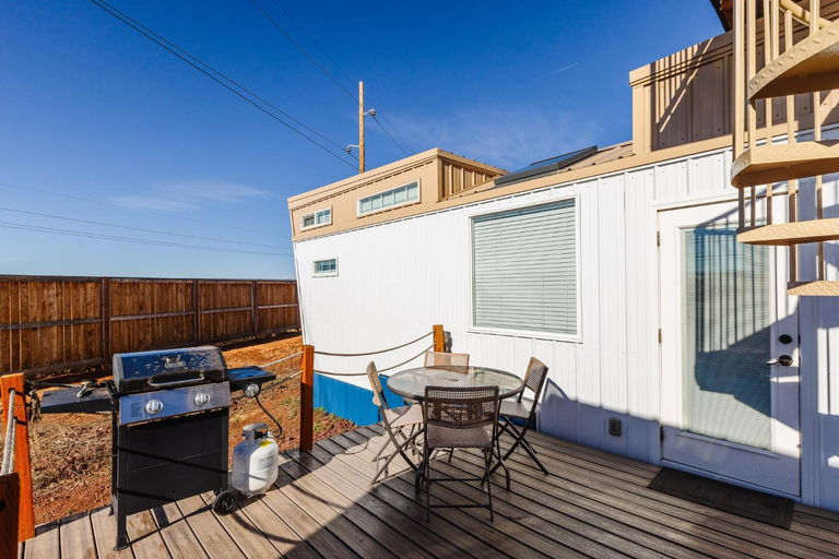 Others 4, Starboard Tiny Home, Washington