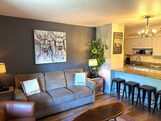Others 4, Fawn Valley Inn: 288 1 Bedroom Condo, Larimer