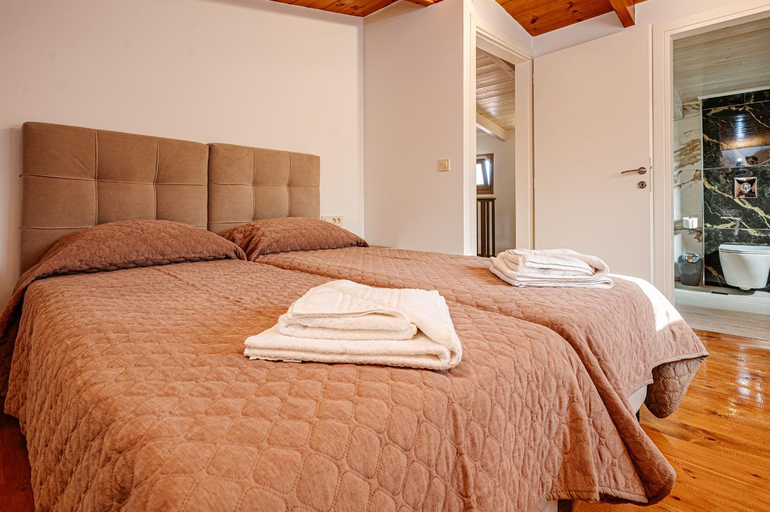 Bedroom 1, Villa Monalisa, Ionian Islands