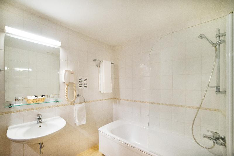 Bathroom, Royal Boutique Hotel Vilnius Gates of Dawn, Vilniaus