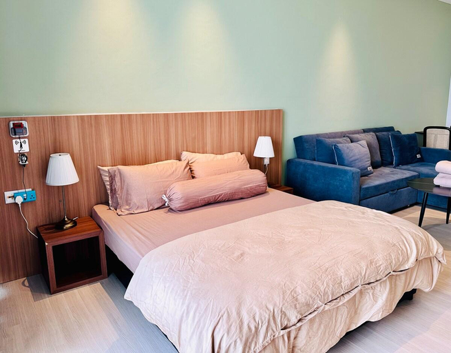 Bedroom 2, Beachfront Retreats @RoxyBeachSematanApt., Lundu