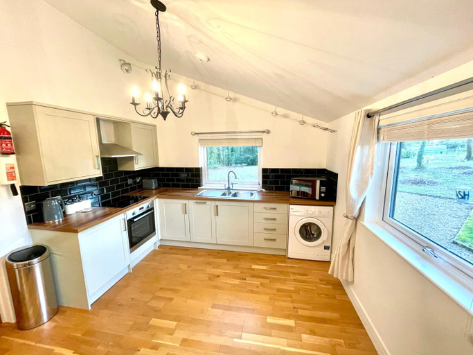 Kitchen 5, The Applewood Lodge, Wiltshire
