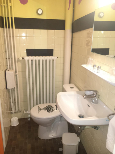 4, Hotel Alain et Martine, Savoie