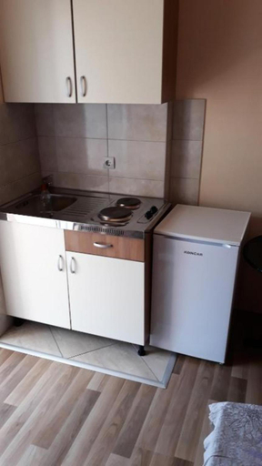 Others 4, SARITA Apartments 1, Makarska