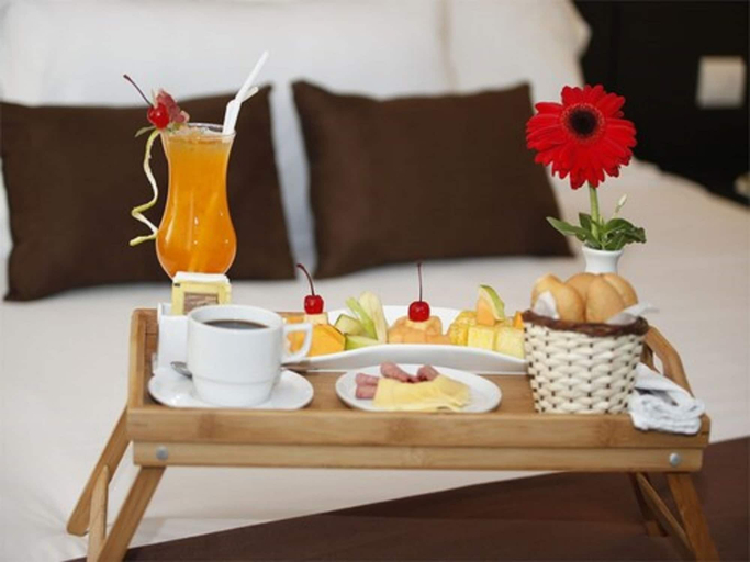 Food & Drinks, Best Western Trujillo, Trujillo
