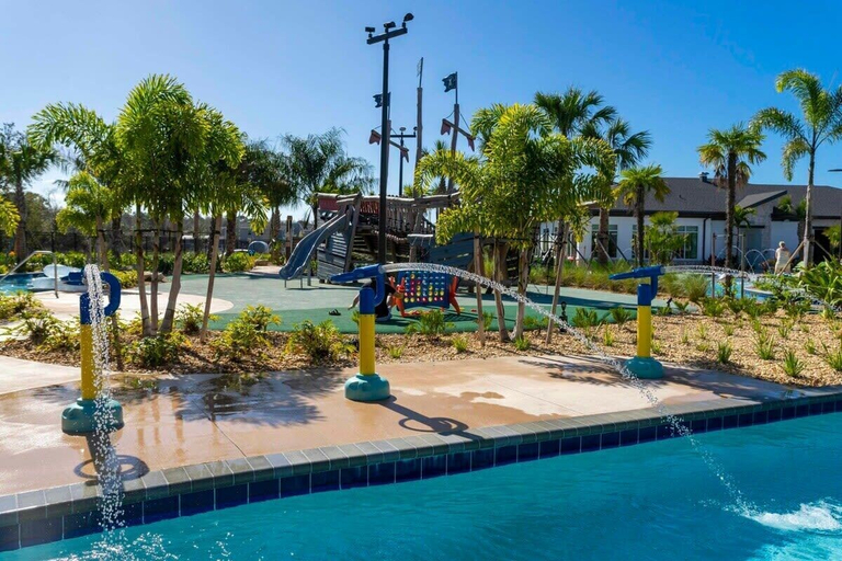 Water park 4, Marvelous 5Bd w/ Pool Close to Disney @ Storey Lake 2629, Osceola