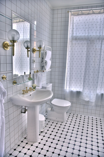 Bathroom 5, Grand Hotel Marstrand, Kungälv
